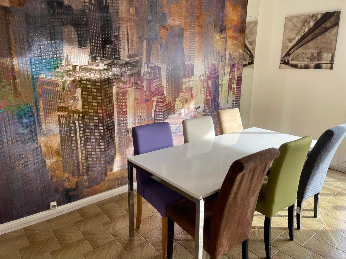 Chambre Privee En Colocation Dans Un Appartement Au Centre De Rillieux La Pape ภายนอก รูปภาพ