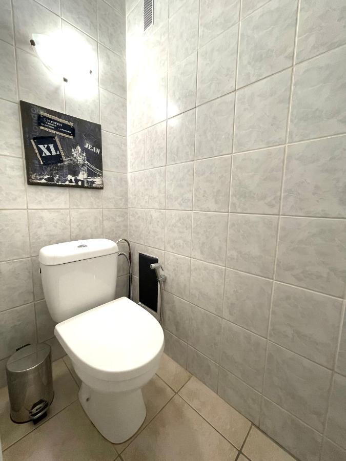 Chambre Privee En Colocation Dans Un Appartement Au Centre De Rillieux La Pape ภายนอก รูปภาพ